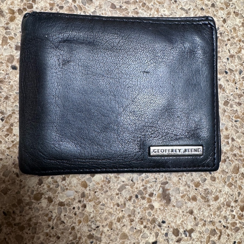 Geoffrey Beene Black Leather Wallet